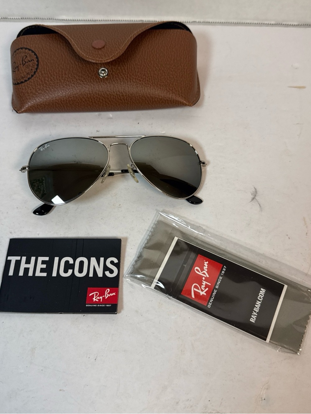 Ray-Ban Aviator Sunglasses RB3025 58mm Silver Frame & Silver Mirror Lenses W3277